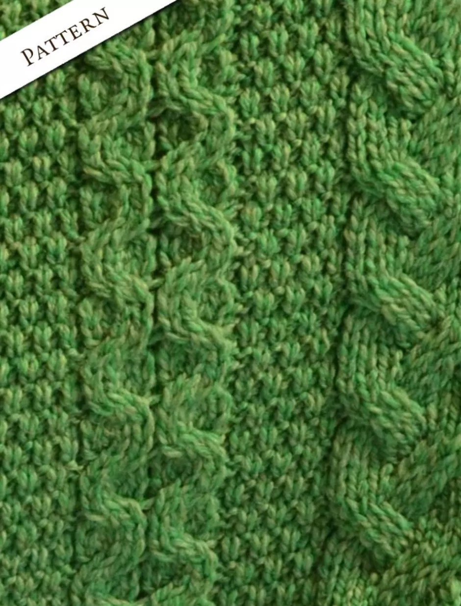 aran_cable__moss_poncho_9.webp Ponchos, Capes & Shawls<Glenaran Aran Cable & Moss Poncho