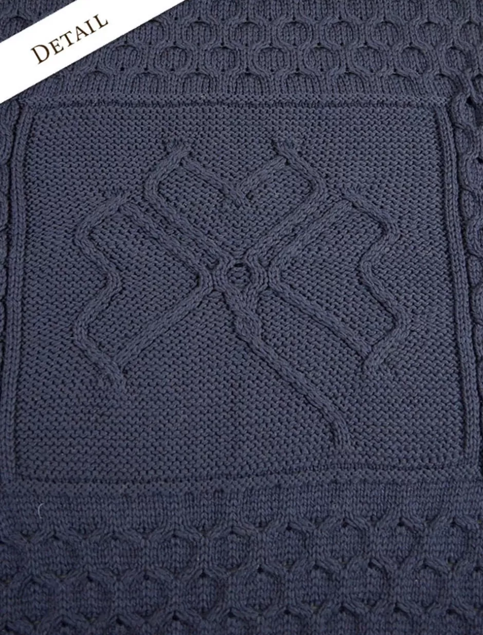 medium_merino_shamrock_throw_3.webp Knitted Wool Throws<Glenaran Medium Merino Shamrock Throw