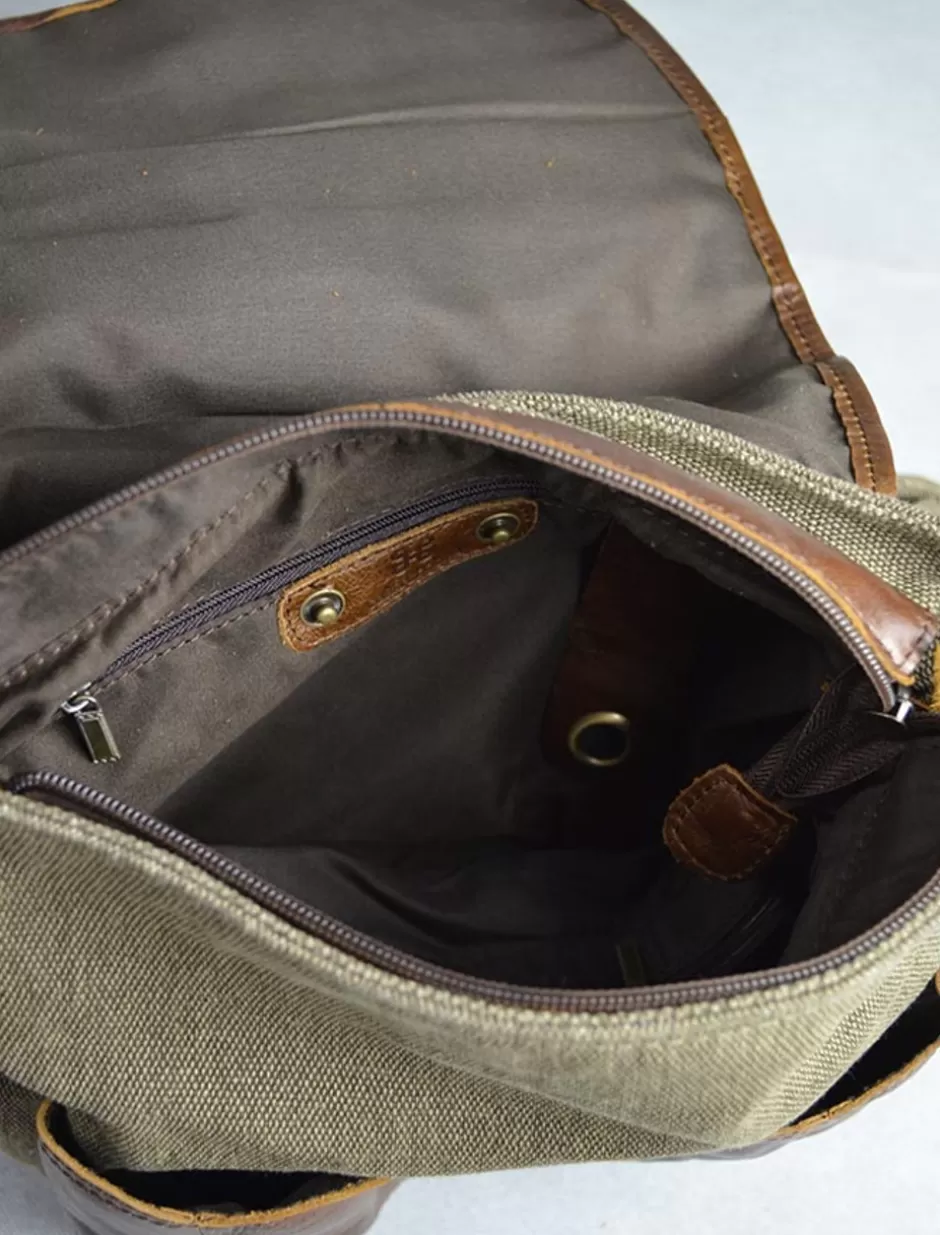 traditional_tweed__leather_single_buckle_bag_3.webp Bags And Satchels | Bags And Satchels<Glenaran Traditional Tweed & Leather Single Buckle Bag