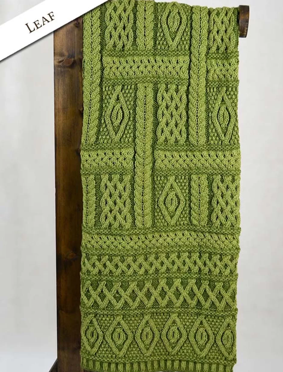 twotone_aran_pleated_throw_6.webp Knitted Wool Throws<Glenaran Two-Tone Aran Pleated Throw