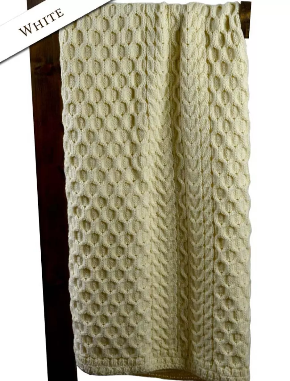 wool_honeycomb_aran_throw_6.webp Knitted Wool Throws<Glenaran Wool Honeycomb Aran Throw
